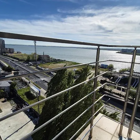 Mamaia Sunwaves 28 شقة
