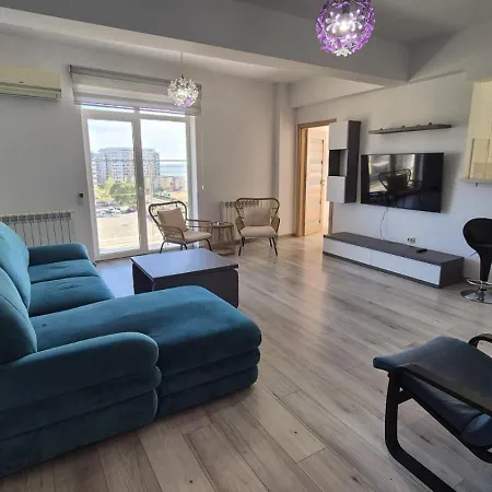 Mamaia Sunwaves 28 Năvodari