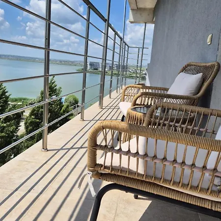 Mamaia Sunwaves 28 شقة