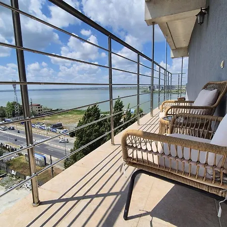 Mamaia Sunwaves 28 شقة *