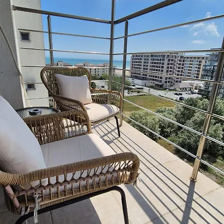Mamaia Sunwaves 28 شقة Năvodari
